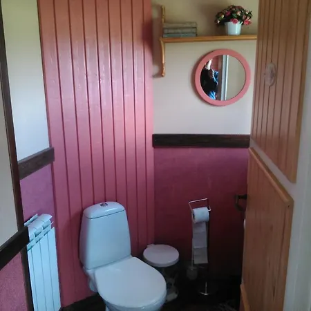 Korgemaee Turismitalu * Tusti