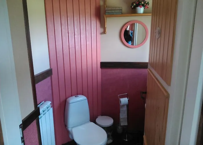 Korgemaee Turismitalu * Tusti