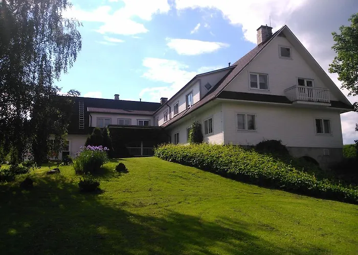 Pansiyon Korgemaee Turismitalu Tusti