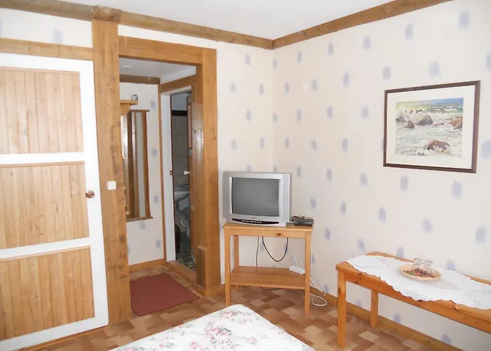 Pansiyon Korgemaee Turismitalu Tusti